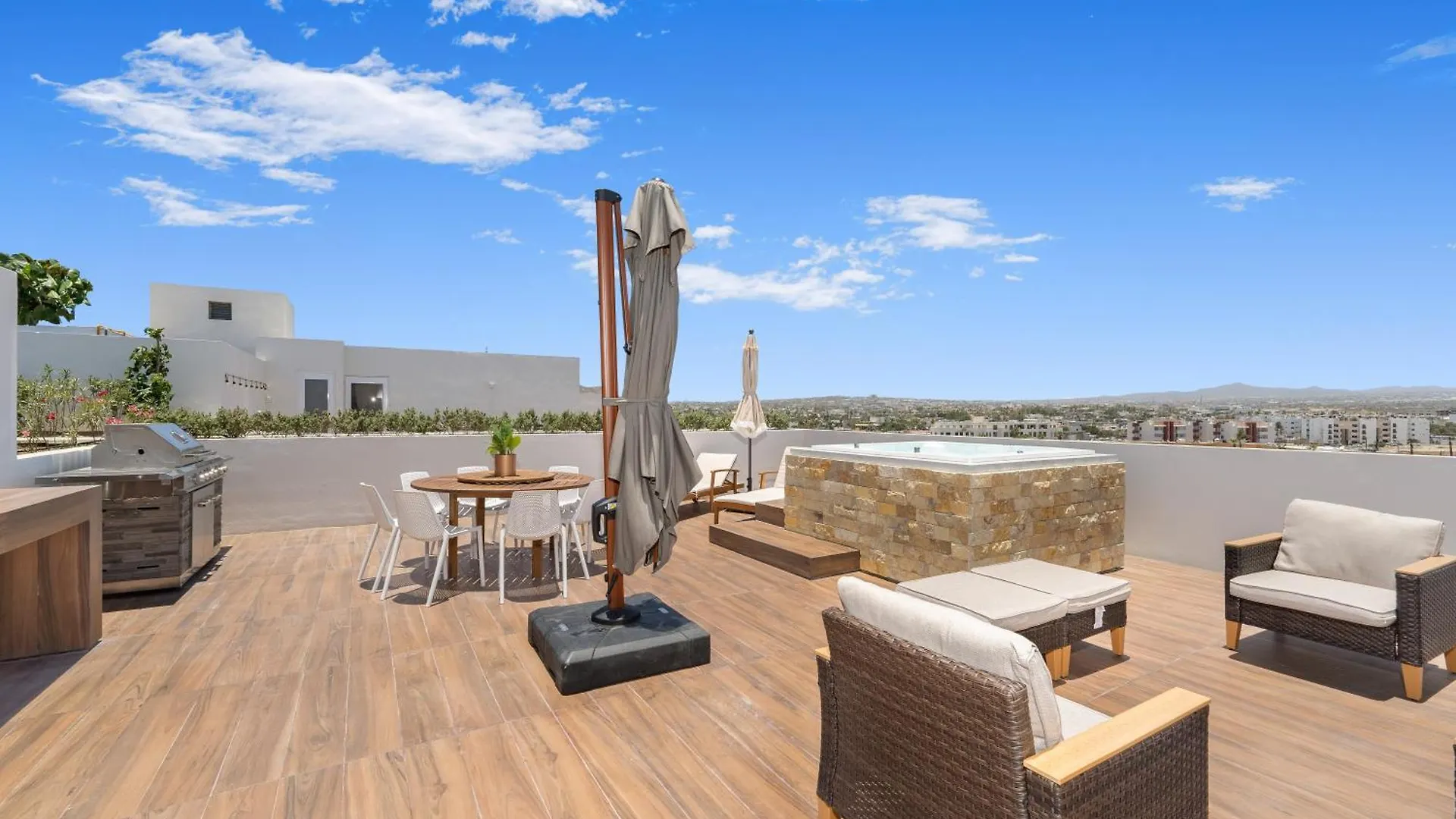 Апартаменты New Penthouse In Medano With Jacuzzi And Terrace Кабо-Сан-Лукас