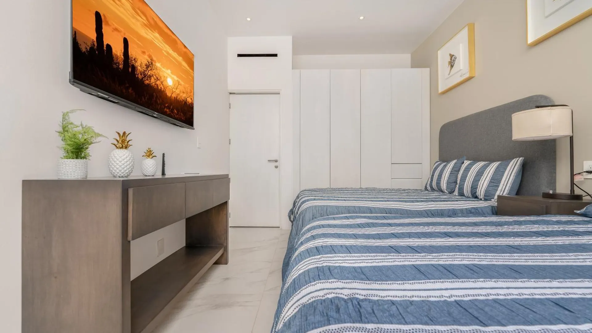 Апартаменты New Penthouse In Medano With Jacuzzi And Terrace Кабо-Сан-Лукас